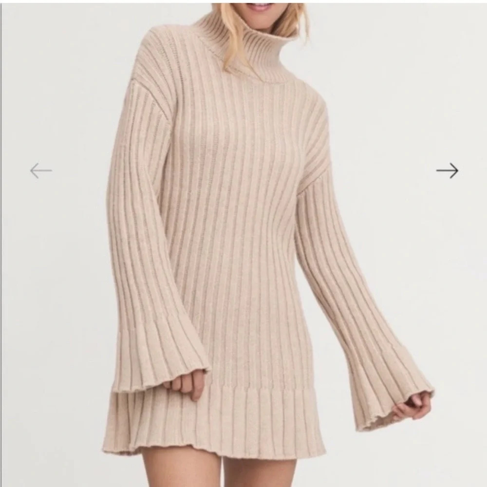 NWT Something Navy Romey Turtleneck Oatmeal Sweater Dress Medium